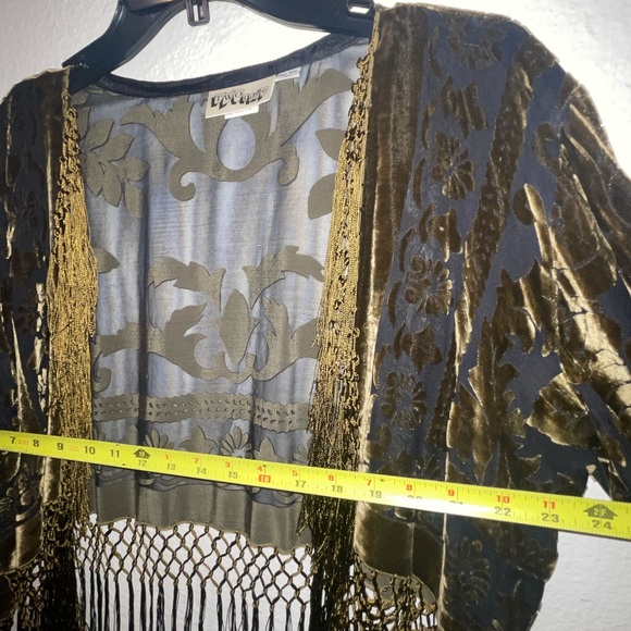 One size top - Picture 9 of 11